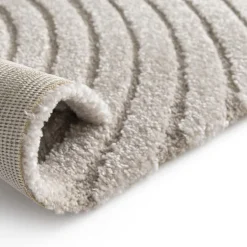 Online Drawer ESTEBAN Tapis contemporain à motif géométrique