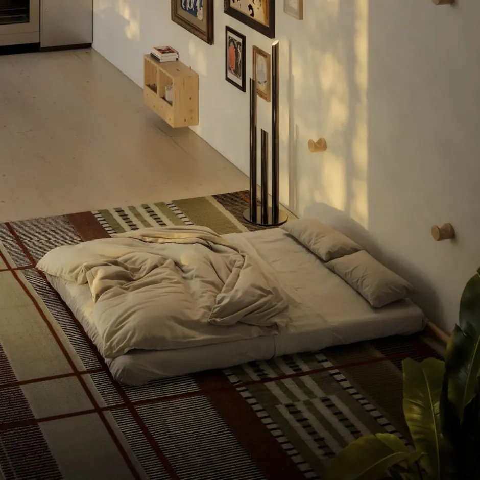 Sale Karup Design HOOKED Canapé convertible 2,5 places en tissu et bois avec accroches murales