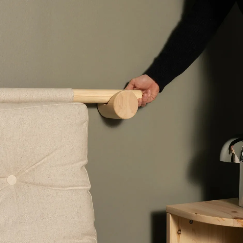 Clearance Karup Design HOOKED Canapé convertible 2,5 places en lin et bois avec accroches murales